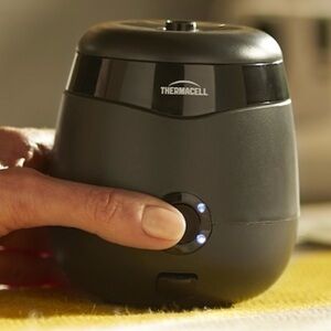 Patio Shield Mosquito Repellant E-Series “Thermacell” Rechargeable Repeller 20’
